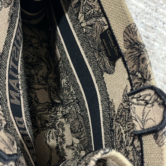 Christian Dior Tote bag - Picture 7 of 11